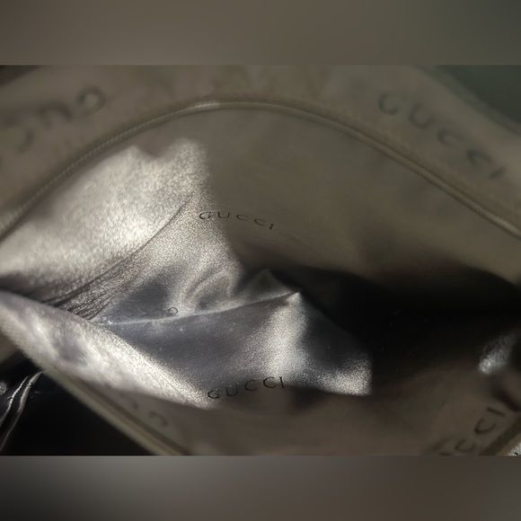 EUC Gucci Canvas Tote in rarely used condition - Picture 15 of 17